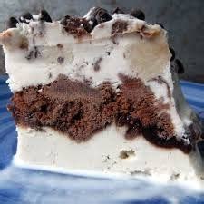 Oreo Blizzard Cake | Dessert recipes, Dairy queen cake, Ice cream cake ...