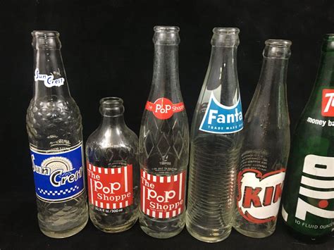 LOT OF VINTAGE SODA POP BOTTLES (CLEAN) - Schmalz Auctions