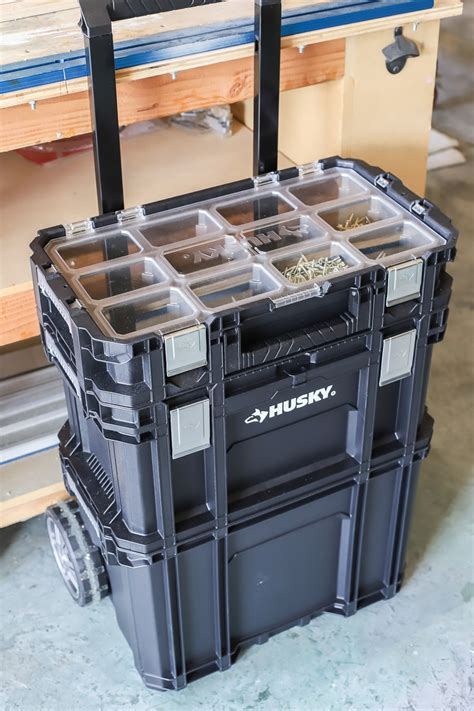 Husky 22 in. Connect Rolling System Tool Box Review by Jen Woodhouse