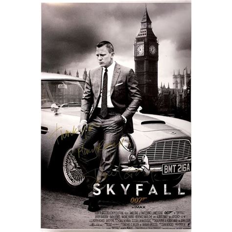 Daniel Craig Autograph Signed James Bond 007 Skyfall Poster