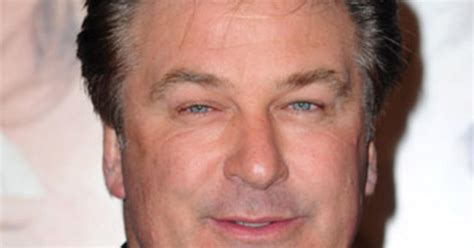 Alec Baldwin Leaving "30 Rock" After Contract Expires in 2012? - CBS News