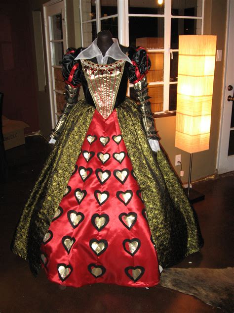 Queen of Hearts Cosplay, version II | Victorian dress, Halloween ...