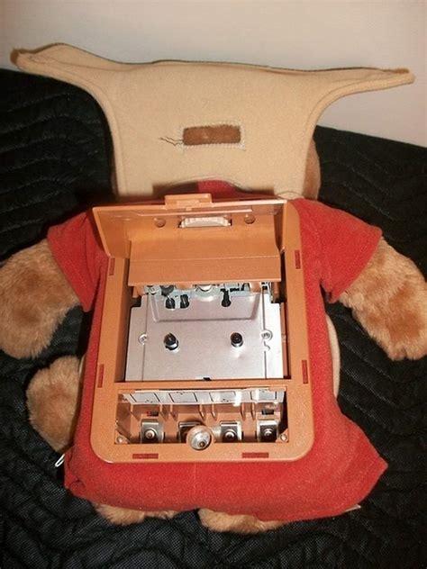 The World of Teddy Ruxpin by Worlds of Wonder Co. - The Old Robot's Web Site