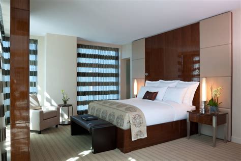 Executive Suites in Miami | JW Marriott Marquis Miami