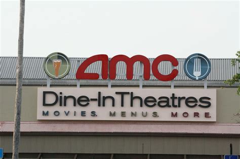 Ultimate Orlando Blog: AMC Dine in Theater Review #AMCDIT