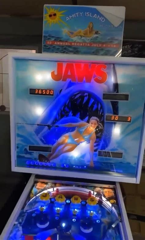 First Look at a Brand New Jaws Pinball Retheme