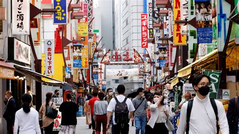 Japan Bounces Back to Economic Growth as Coronavirus Fears Recede - The New York Times