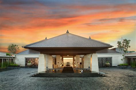 Beach Bliss: Tour The New Ritz-Carlton Bali | Bali resort, Luxury hotel, Bali