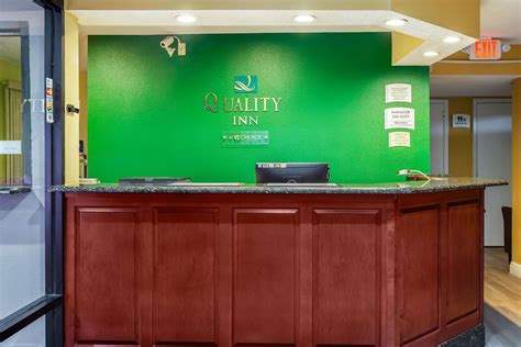 Quality Inn Quincy, FL - See Discounts