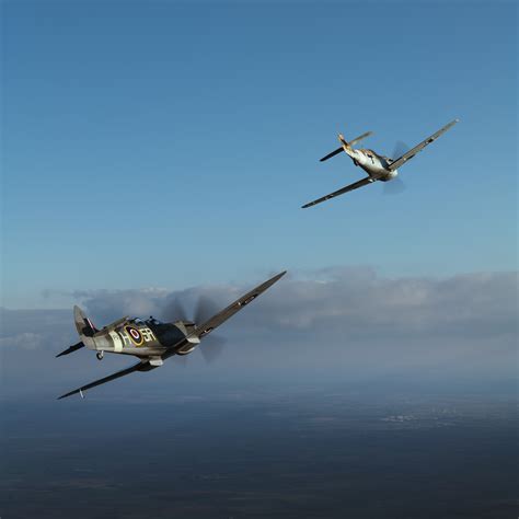 Fly In A Spitfire - Formation And Tailchase Flight Experiences