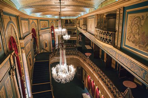 Detroit Opera House Wedding | Rosy and Shaun Wedding Photography