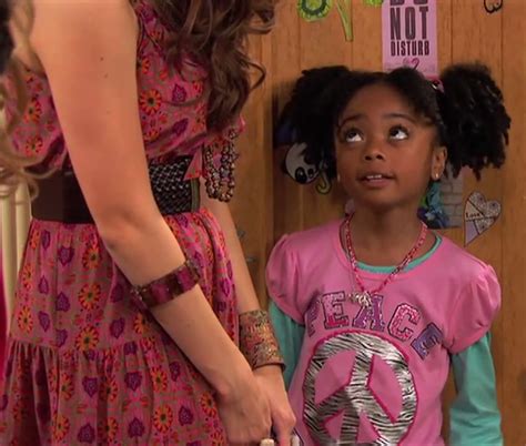 Image - Zuri in the first episode of season 1.png | Jessie Wiki ...