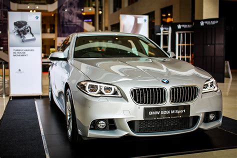 BMW 5 Series (F10) facelift introduced in Malaysia – 520i RM370k, 520d ...