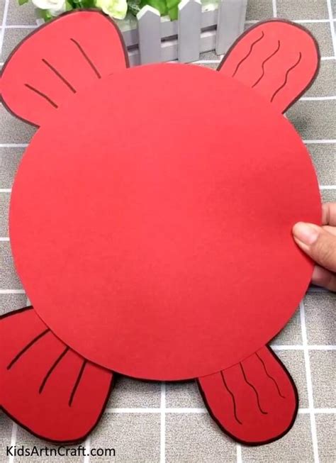 Colorful Fish Paper Craft To Make With Kids - Kids Art & Craft