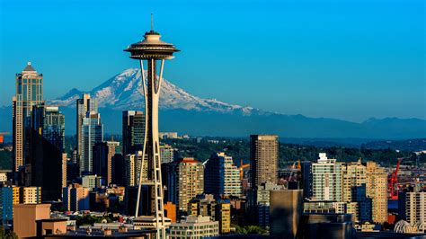 Seattle skyline with Mt. Rainier taken late in the day from Queen Anne ...