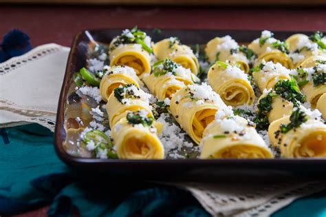 Khandvi Recipe: A Gujarati Rolled Snack - Indiaphile