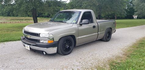 Collin's 2000 Chevrolet Silverado 1500 - Holley My Garage