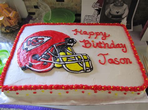 Kansas City Chiefs 1/2 sheet cake | Cake creations, Sheet cake, Cake