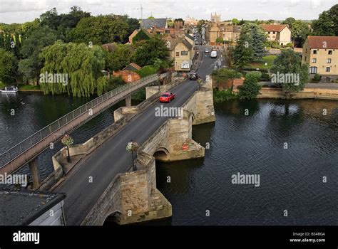 Old bridge between Huntingdon & Godmanchester Stock Photo - Alamy