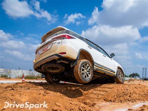 New Toyota Fortuner Off-Road Review - DriveSpark Reviews