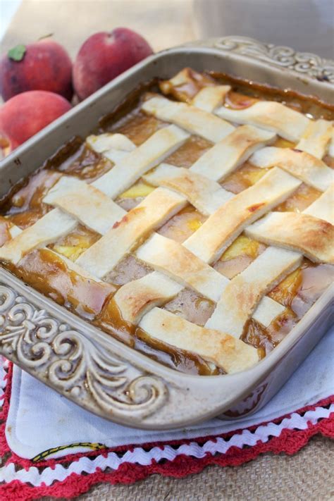 Old-Fashioned Southern Peach Cobbler - My Texas Kitchen