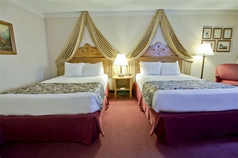 Family Hotel - Frankenmuth, MI | Bavarian Inn Lodge