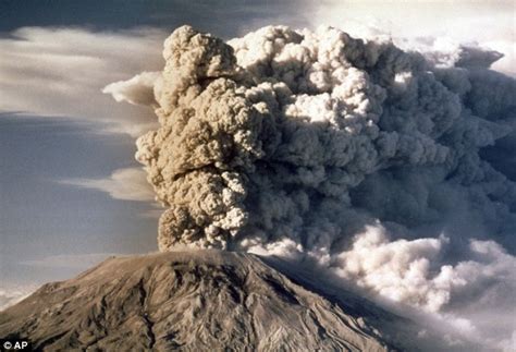 Mount St Helens volcano recharging 36 years after 'deadliest blast in US history' | Daily Mail ...