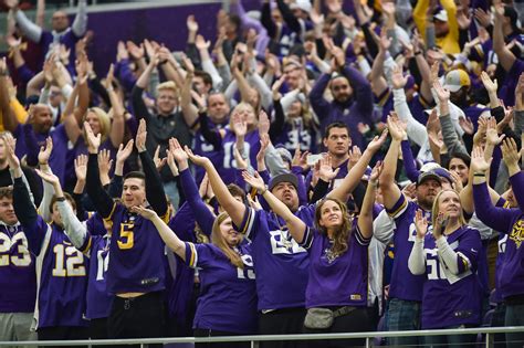 Vikings fans set to be in the majority at Raiders game in Las Vegas - Sports Illustrated ...