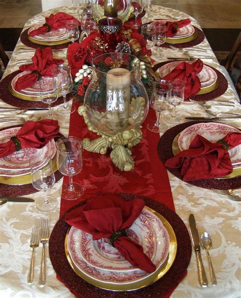 35 Unique Thanksgiving Table Runner Ideas | Table Decorating Ideas