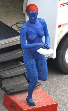 Jennifer Lawrence Chows Down in Costume as Mystique on Set of X-Men ...