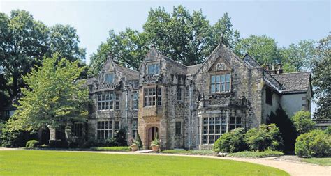 Virginia House: How an abandoned Tudor manor house became one of Richmond’s oldest relocated homes