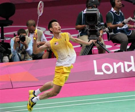 3 Simple Tips To Increase The Power Of A Badminton Smash