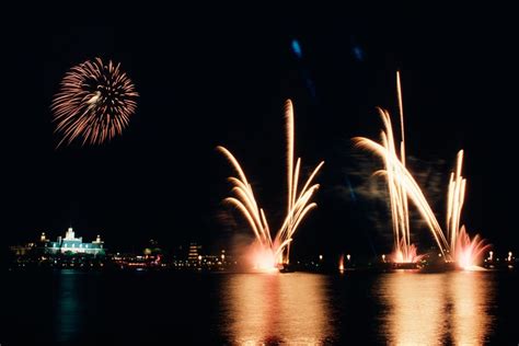 Vintage Walt Disney World: IllumiNations Blasts Off at Epcot | Disney Parks Blog