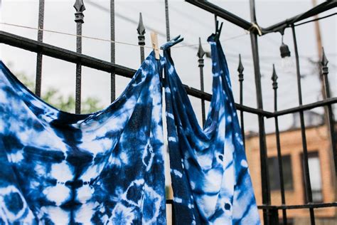 Learn how to Shibori Indigo Dye Your Textiles | Distill Creative