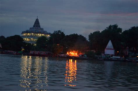 Visit to Triveni Sangam, Prayag, Allahabad, Uttar Pradesh | Raveesh Kumar