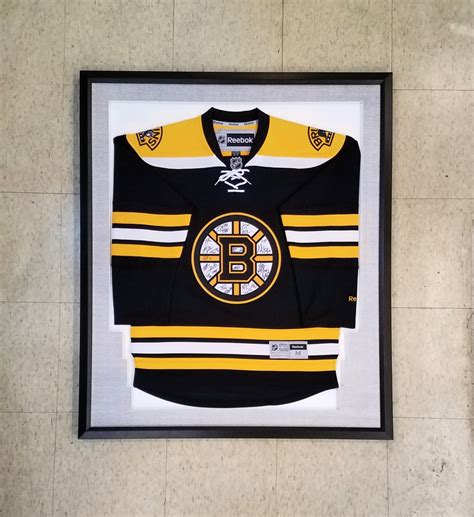 Bruins Jersey - Janow Custom Framing