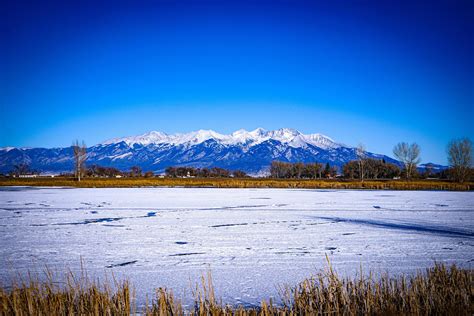 Mount Blanca in Colorado 21602444 Stock Photo at Vecteezy