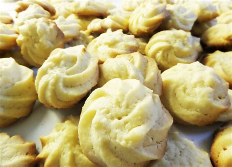 Original Spritz Cookies Recipe: Sharing the Buttery Love | HuffPost