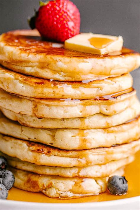 Perfectly Fluffy Pancakes | Easy Weeknight Recipes