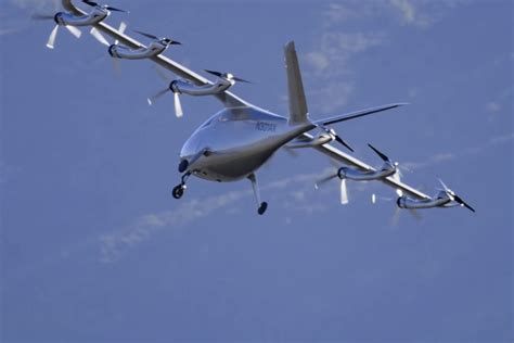 Awful video celebrates Archer's first full-transition eVTOL flight