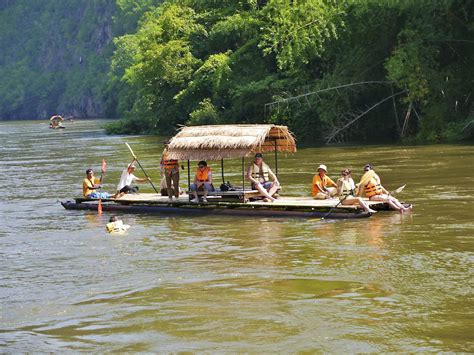 New Floating Resort in Kanchanaburi Thailand | Hornos de ladrillo ...