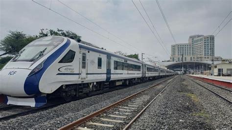 New Vande Bharat train on Gandhinagar-Mumbai route to be flagged off by ...