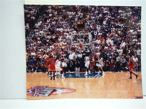 Michael Jordan 1998 NBA Finals Game Winning Photograph vs. Utah Jazz (10 x 8)