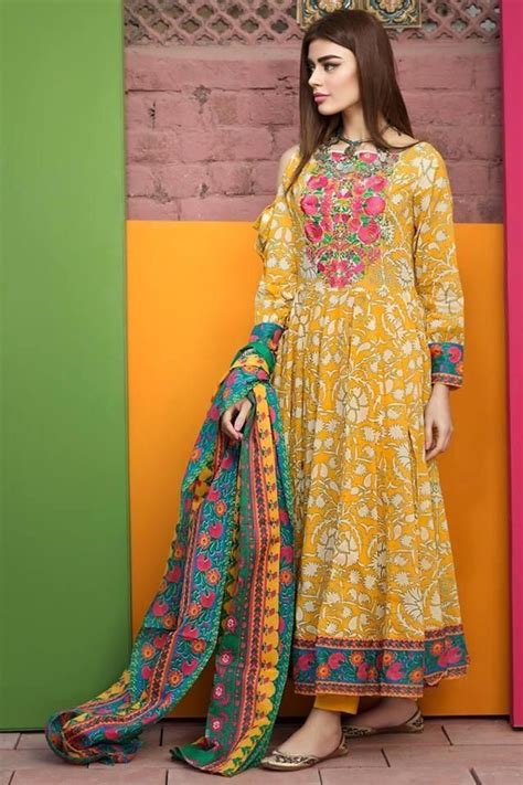 Lawn dress by khadi Model#L 59 Designs For Dresses, Stylish Dress Designs, Stylish Dresses ...