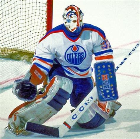 Grant Fuhr (1981-91) • Edmonton Oilers | Hockey goalie, Hockey pictures ...