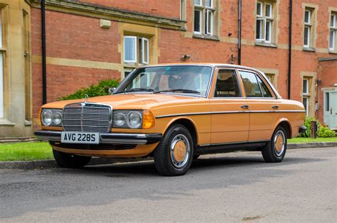 Mercedes-Benz W123 – The Ultimate Classic? | Car & Classic Magazine