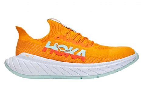 Hoka Carbon X 3 Review (2022): Should You Get This Carbon Plate Shoe?