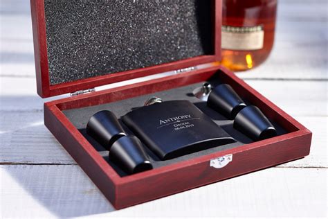 Personalized Flask, Personalized Flask Set with Shot Glasses , wooden ...