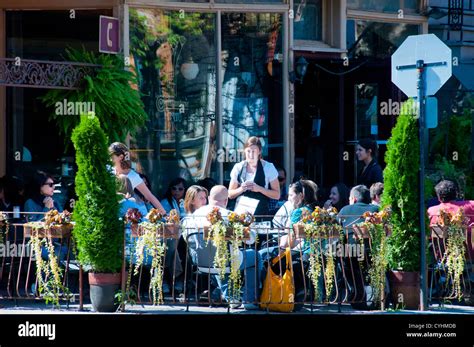 Montreal canada restaurant hi-res stock photography and images - Alamy