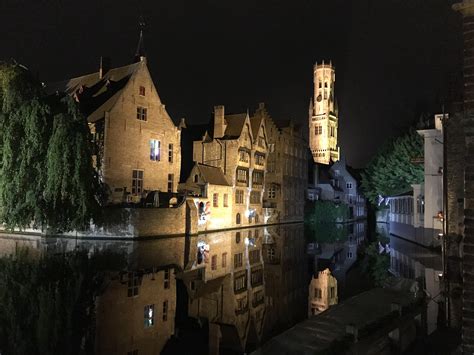 Bruges (Belgium) by night : r/CityPorn